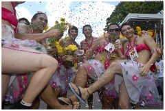 Virgens se concentram na Praça 12 de Março e percorrem a Avenida Getúlio Vargas. - Foto: Passarinho/Pref.Olinda Virgens se concentram na Praça 12 de Março e percorrem a Avenida Getúlio Vargas. - Foto: Passarinho/Pref.Olinda